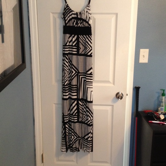 Black and white maxi dress