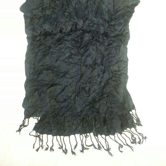 Black scarf