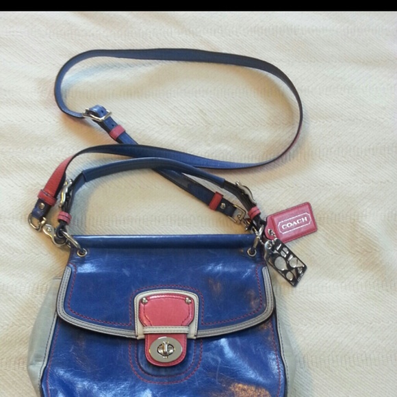Coach purse - Picture 2 of 3