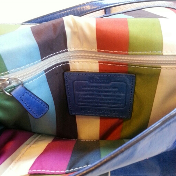 Coach purse - Picture 3 of 3