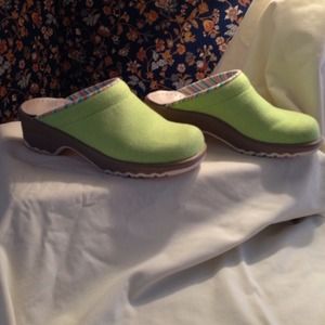 Sanita Linen Clog