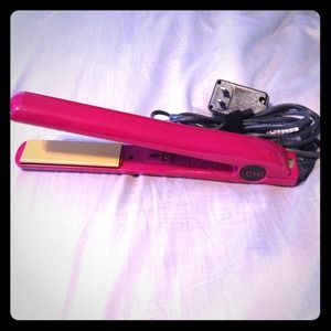 iCHI pink straightener