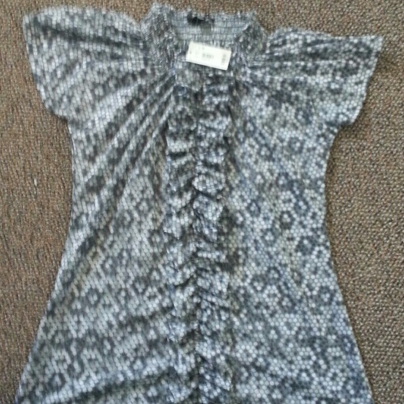 Ruffle shirt nwt