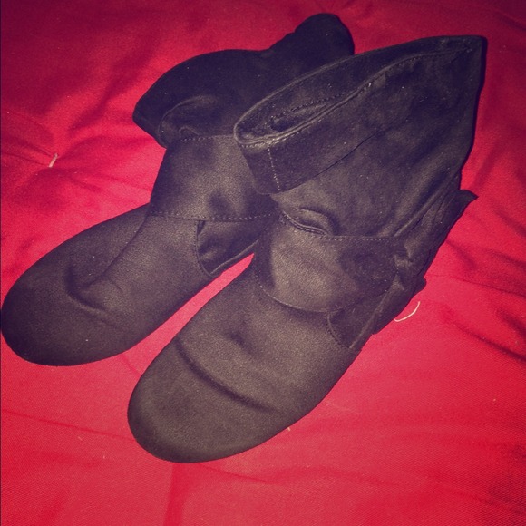 Black boots