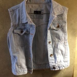 No sleeve jean jacket
