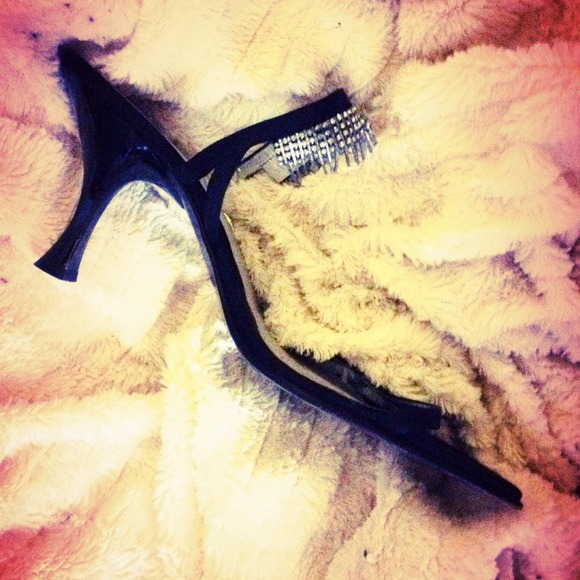 CLOSING SALE Anne Klein Rhinestone & Satin Heels - Picture 3 of 3