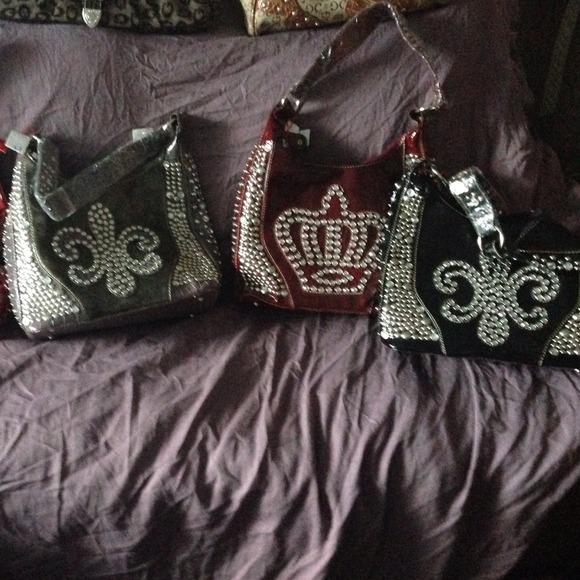Purses! - Picture 1 of 4