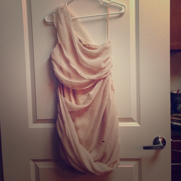 BNWT party dress!! 💃