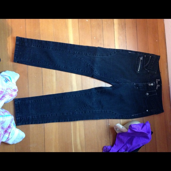 Black skinny jeans