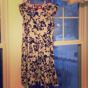 Cute Elle Dress