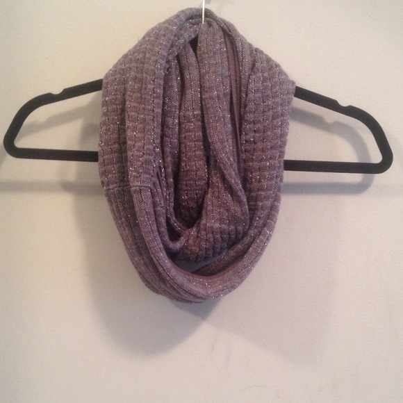 Infinity & Nike shorts bundle!