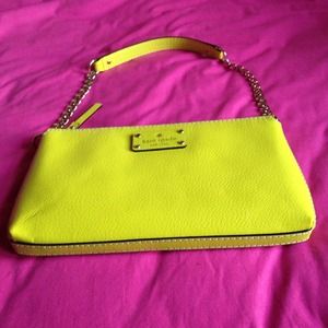 Kate spade cute clutch ! ❌no trade ❌no paypal
