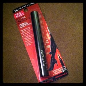 ✨💄Brand new unopened maybelline eyeliner💄✨