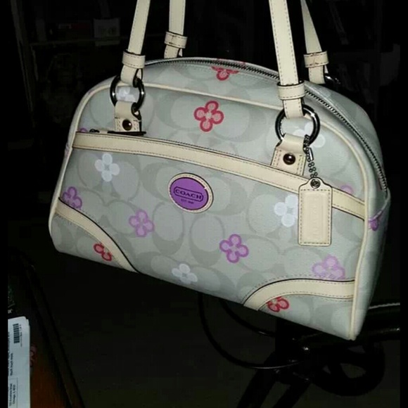 Coach Payton purse with tag want to trade purses