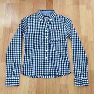 BRAND NEW Hollister flannel
