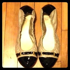 Size 9 Tahari Flats