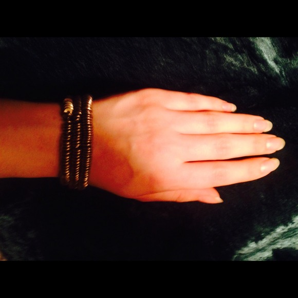 Handmade beaded bracelet - Picture 2 of 2