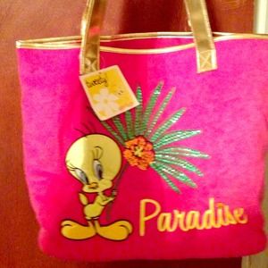 🚫ON HOLD FOR @muffin151904🚫 Pink tweety bird bag