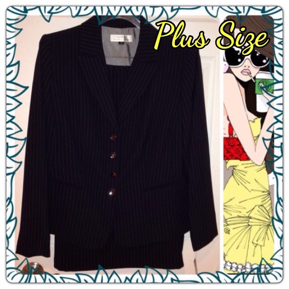Tahari Skirt Suit
