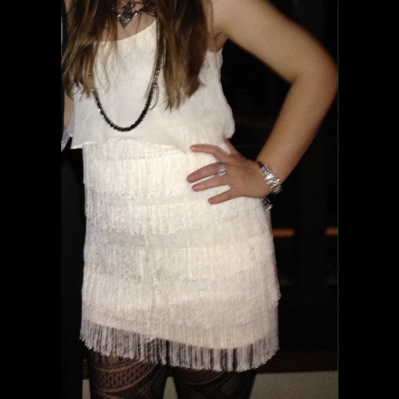 White flapper dress