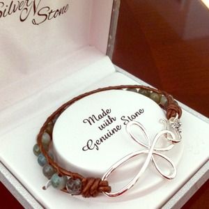 Sterling silver bracelet with genuine stone