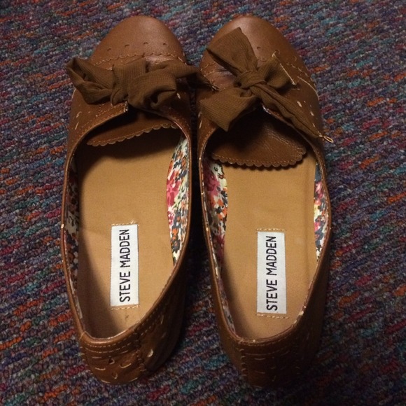 Steve Madden oxford flats (women's size 7.5) - Picture 2 of 4