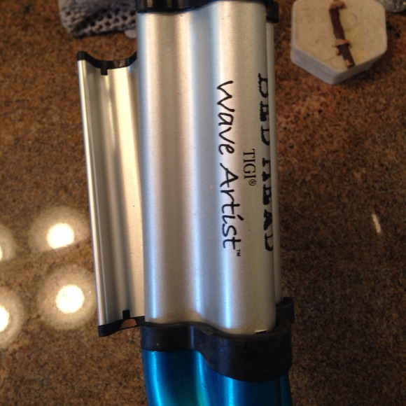 Hair waver