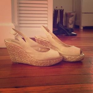 Tahari Gold wedge