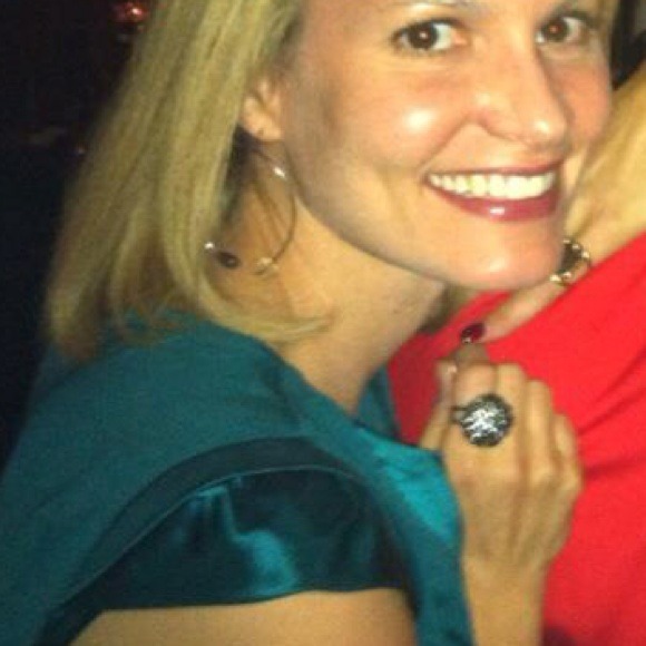 Bundle of The Limited sparkly cocktail rings - Picture 3 of 3