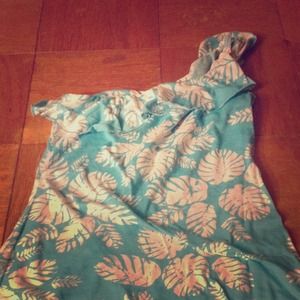 One-sleeved tank top