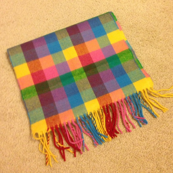 Accessories - Scarf