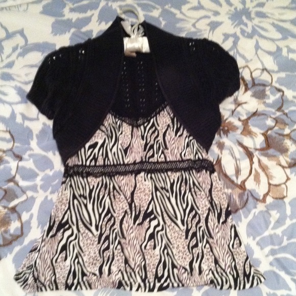 Animal print camisole with black lace trim