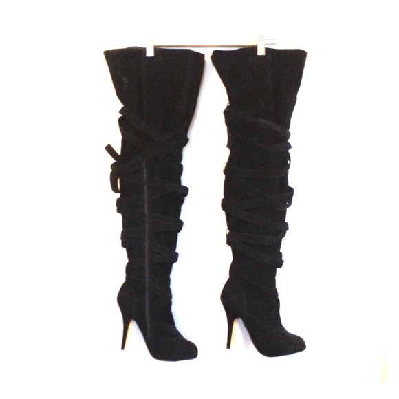 ON HOLD ✋✋✋✋ Over the Knee Boots