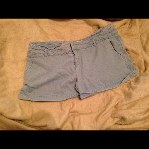 Light washed shorts - Picture 1 of 2