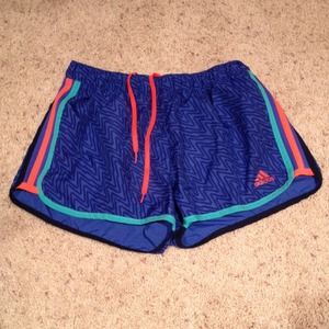 🔴SOLD🔴Blue patterned running shorts