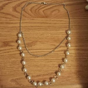 Peral necklace