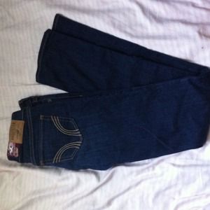 BRAND NEW hollister JEANS