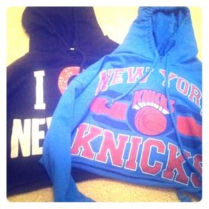 Two cropped hoodies❤️