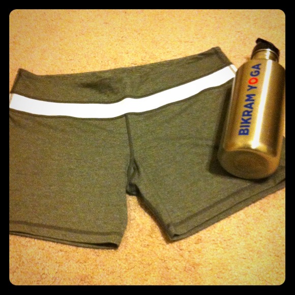 ✂️Reduced✂️ Lululemon Yoga Shorts