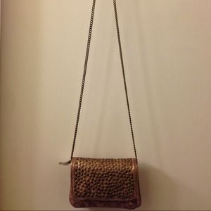 Not Available ⛔️Gold round studded chain strap