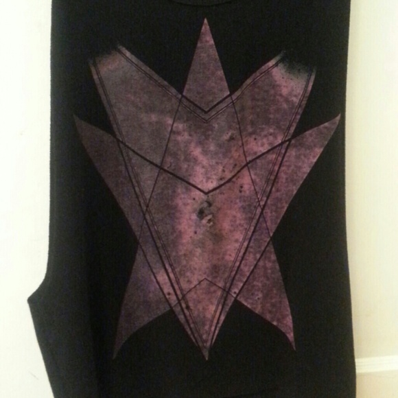 Tank - Picture 2 of 2