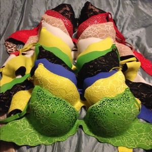 ✋RESERVED✋ VS very sexy bra bundle