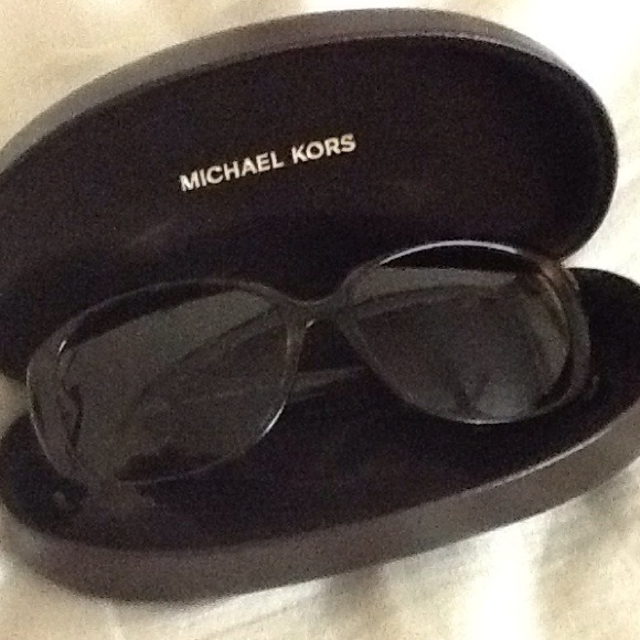 Michael Kors Sunglasses - Picture 2 of 4