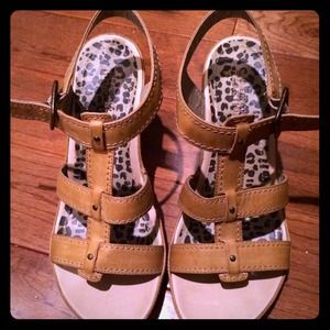 Sale! Kenneth Cole Reaction wedge sandals