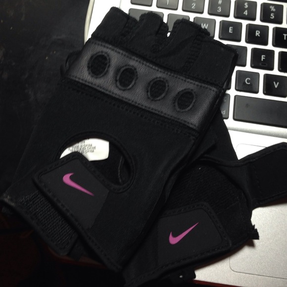 Workout gloves