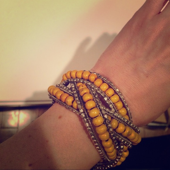 Bracelet