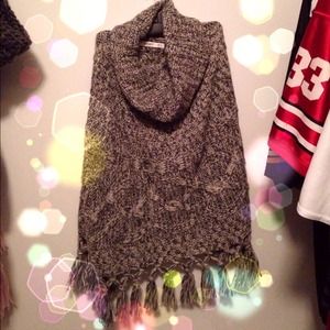 NWOT Adorable warm knitted poncho!