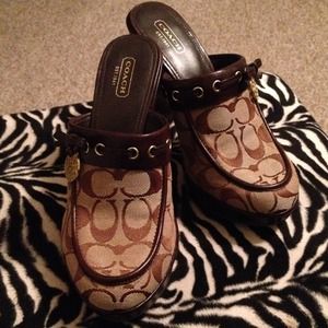 Coach clogs Size 8 NWOT