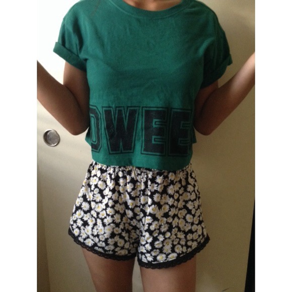Forever 21 Tops - Forever 21 Green DWEEB Crop Top