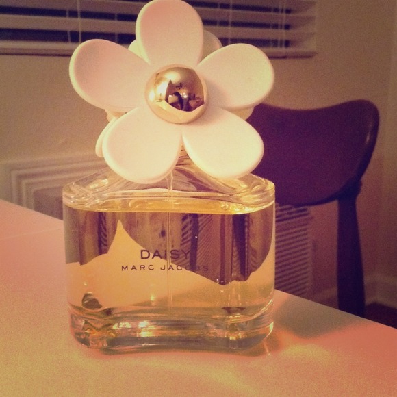 Marc Jacobs Daisy perfume 3.4 oz